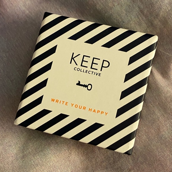 “Peach” Keep Collective engraved geo bar charm - Picture 3 of 4